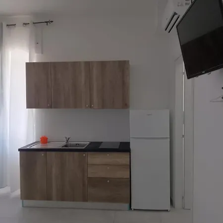 Gianola Monolocali Apart-hotel 4*